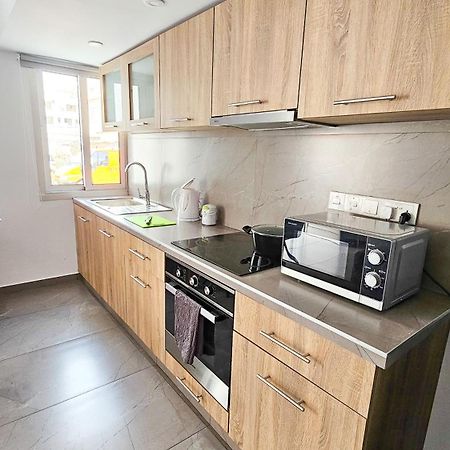 Eviathe Apartments Ларнака Екстер'єр фото